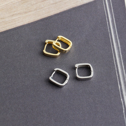 Women's Wide-faced Gold Pigment Hoop Earrings