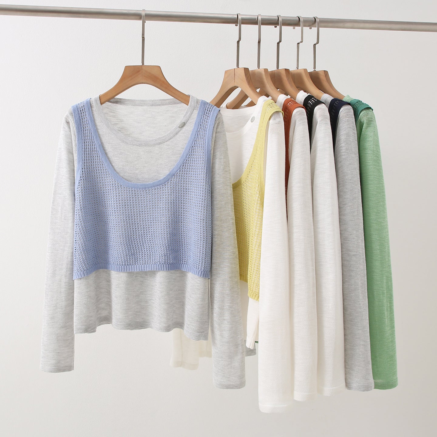 New Design Sense Stitching Fake Two-piece Knitted Sweaters Women