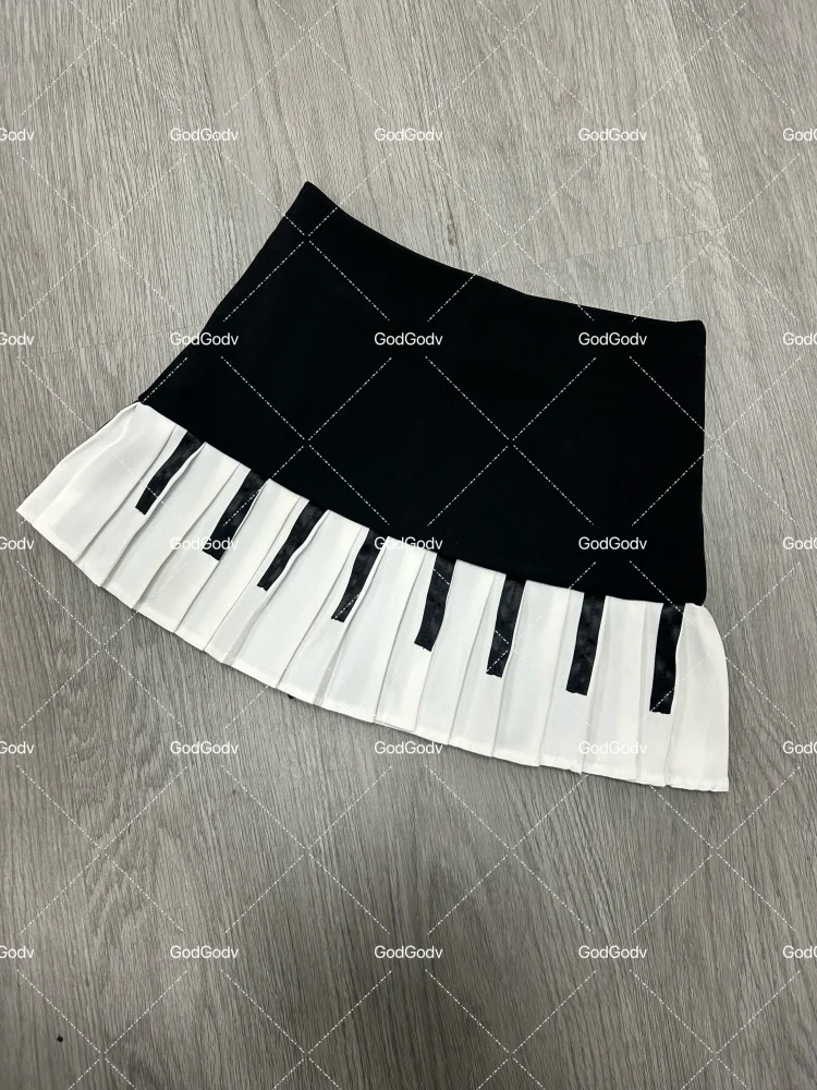 Spring Black White Spliced Women Short Skirt 2025 Y2k Slim Design Harajuku Mini Skirt Female Empire Korea Style Chic Piano Skirt