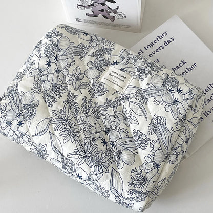 Vintage Floral Cosmetic Bag